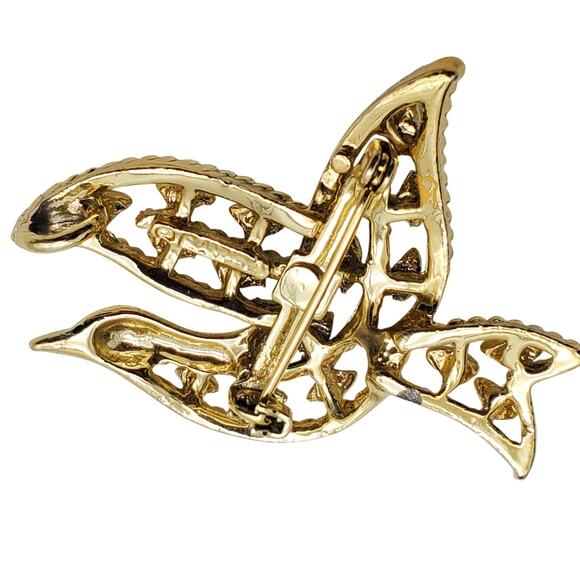 Gerrys Peace Dove Brooch Gold Bird Pin Tone Off White Enamel Pendant Vintage 60s - Picture 3 of 7